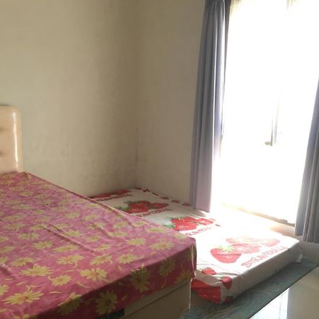 Dallil Putra Villa Lembang Exterior foto